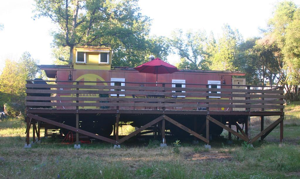 Vila Little Red Caboose Oakhurst Exteriér fotografie